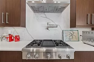 6959 Westchester Cir, Lakewood Ranch, FL 34202 - Photo 17