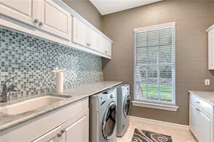 6959 Westchester Cir, Lakewood Ranch, FL 34202 - Photo 21