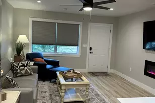 306 19th St E, Bradenton, FL 34208 - Photo 9