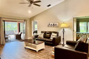 4689 Oak Forest Dr E, Sarasota, FL 34231 - Photo 3