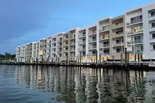 1709 N Tamiami Trl, Sarasota, FL 34234 - Photo 1