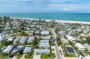 411 Alamanda Rd, Anna Maria, FL 34216 - Photo 39