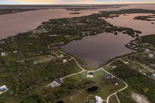 1610 Bayshore Dr, Terra Ceia, FL 34250 - Photo 63