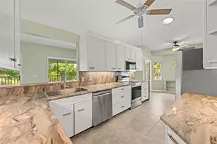 7615 4th Ave Dr NW, Bradenton, FL 34209 - Photo 11