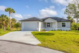 405 Sunset Road N, Rotonda West, FL 33947 - Photo 1