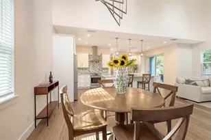 2410 Prospect St, Sarasota, FL 34239 - Photo 11