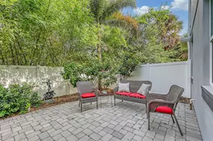 2410 Prospect St, Sarasota, FL 34239 - Photo 41