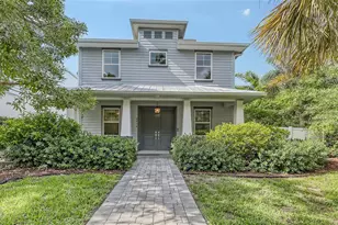 2410 Prospect St, Sarasota, FL 34239 - Photo 1