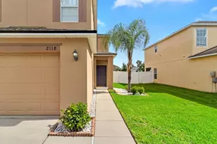 2118 Song Sparrow Ct, Ruskin, FL 33570 - Photo 3