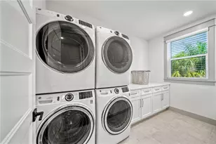 119 Avenida Messina, Sarasota, FL 34242 - Photo 53