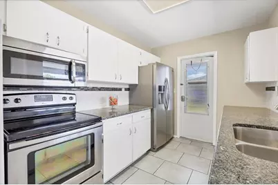 8258 San Jacinto Avenue, North Port, FL 34287 - Photo 5