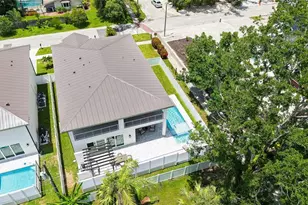 2596 Floyd St, Sarasota, FL 34239 - Photo 93