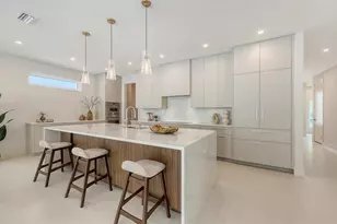 2596 Floyd St, Sarasota, FL 34239 - Photo 35