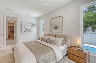 2596 Floyd St, Sarasota, FL 34239 - Photo 53