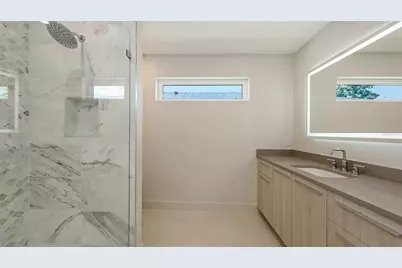 2596 Floyd Street, Sarasota, FL 34239 - Photo 85