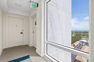 2425 Gulf of Mexico Dr, Longboat Key, FL 34228 - Photo 3