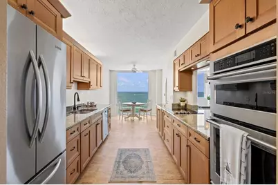 2425 Gulf Of Mexico Drive #10F, Longboat Key, FL 34228 - Photo 5