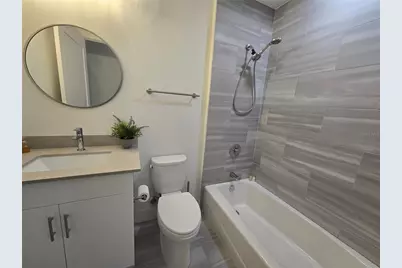 1709 N Tamiami Trail #514, Sarasota, FL 34234 - Photo 17