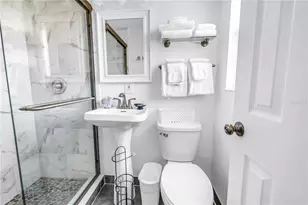 6150 Midnight Pass Rd, Sarasota, FL 34242 - Photo 23