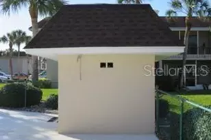 2727 75th St W, Bradenton, FL 34209 - Photo 27