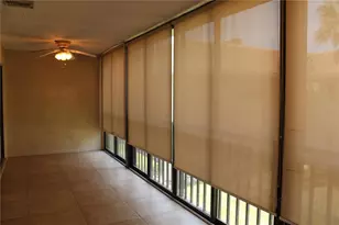 2727 75th St W, Bradenton, FL 34209 - Photo 23