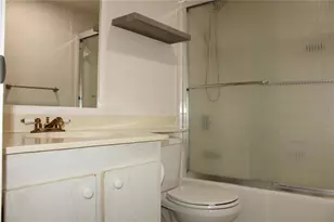 2727 75th St W, Bradenton, FL 34209 - Photo 21