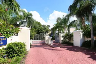 3954 Hamilton Club Cir, Sarasota, FL 34242 - Photo 5