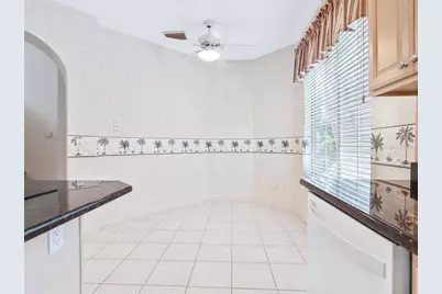3954 Hamilton Club Circle #14, Sarasota, FL 34242 - Photo 17