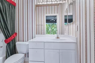 3954 Hamilton Club Cir, Sarasota, FL 34242 - Photo 13