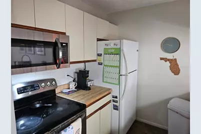 3868 59th Avenue W #3868, Bradenton, FL 34210 - Photo 9