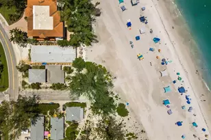 3720 Gulf Dr, Holmes Beach, FL 34217 - Photo 11