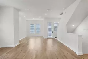 2513 Boone Ct, Sarasota, FL 34237 - Photo 5