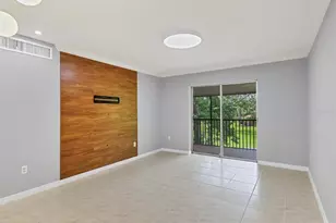 924 La Costa Cir, Sarasota, FL 34237 - Photo 7