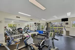 924 La Costa Cir, Sarasota, FL 34237 - Photo 35