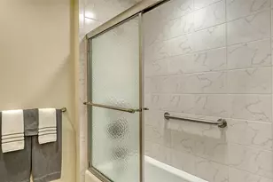 250 Hidden Bay Dr, Osprey, FL 34229 - Photo 37