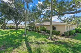 6916 W Country Club Dr N, Sarasota, FL 34243 - Photo 29
