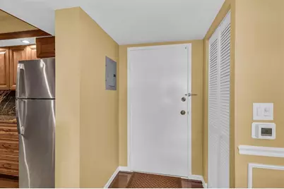 5855 Midnight Pass Road #416, Sarasota, FL 34242 - Photo 17