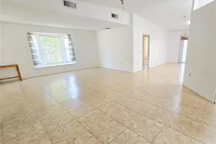 5638 Garden Lakes Palm, Bradenton, FL 34203 - Photo 7