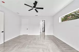 9225 Raes Creek Pl, Palmetto, FL 34221 - Photo 27