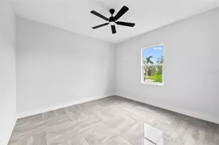 9225 Raes Creek Pl, Palmetto, FL 34221 - Photo 35