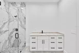 9225 Raes Creek Pl, Palmetto, FL 34221 - Photo 31