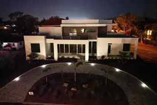 2110 Michele Dr, Sarasota, FL 34231 - Photo 61