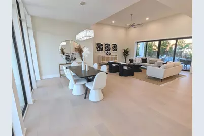 2110 Michele Drive, Sarasota, FL 34231 - Photo 3