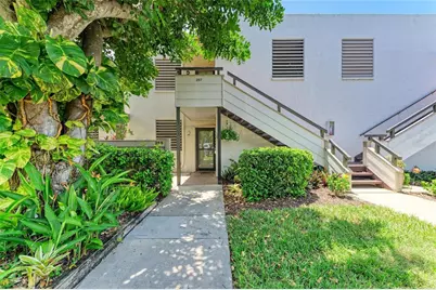 258 Sherwood Drive #258, Bradenton, FL 34210 - Photo 1