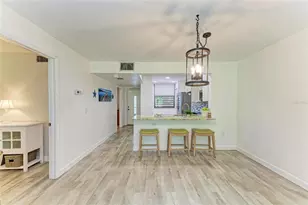 258 Sherwood Dr, Bradenton, FL 34210 - Photo 7