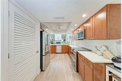 6111 Courtside Drive, Bradenton, FL 34210 - Photo 13