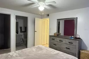 5026 Water Oak Dr, Bradenton, FL 34207 - Photo 9