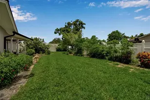 7404 14th Ave W, Bradenton, FL 34209 - Photo 5