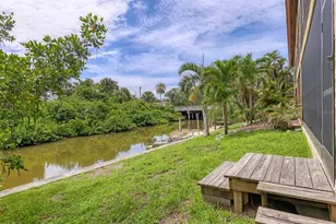 1650 Pine Tree Ln, Sarasota, FL 34236 - Photo 21