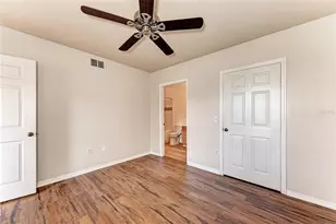 1030 Villagio Cir, Sarasota, FL 34237 - Photo 17